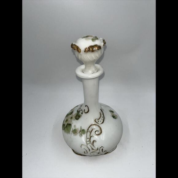 1800s EAPG Antique Dithridge & Co. Fluorite Milk Glass Bottle 10" Decanter - Picture 2 of 9